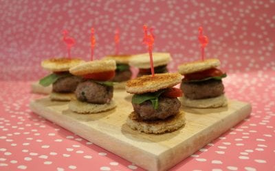 Homemade mini lamb burgers (makes 12)